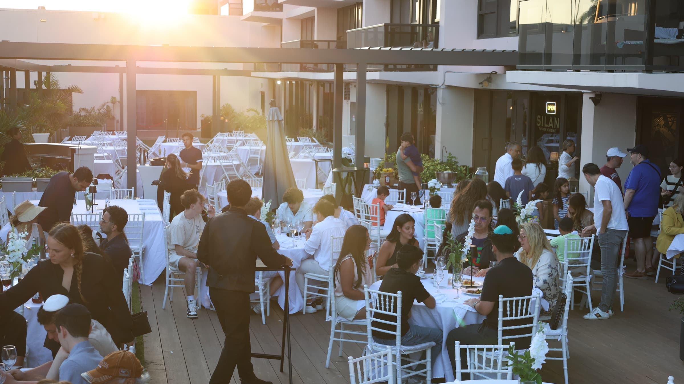 Shabbat dinner on the Silan terrace